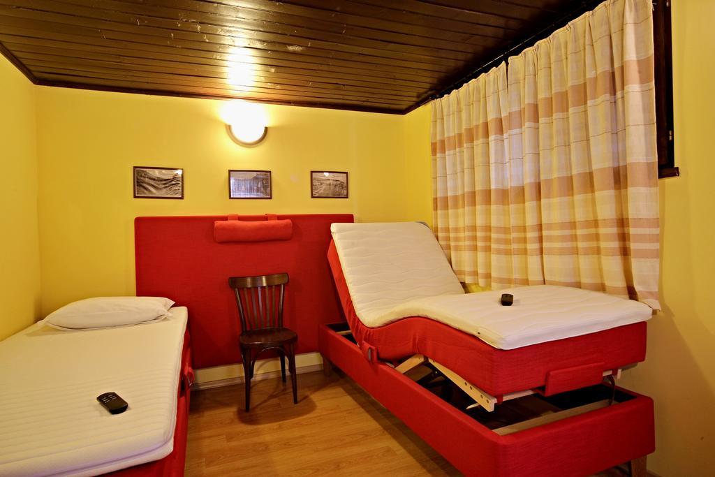 Private 4Br-2Ba Guest House Dryanovo With Pool And Free Parking Ngoại thất bức ảnh
